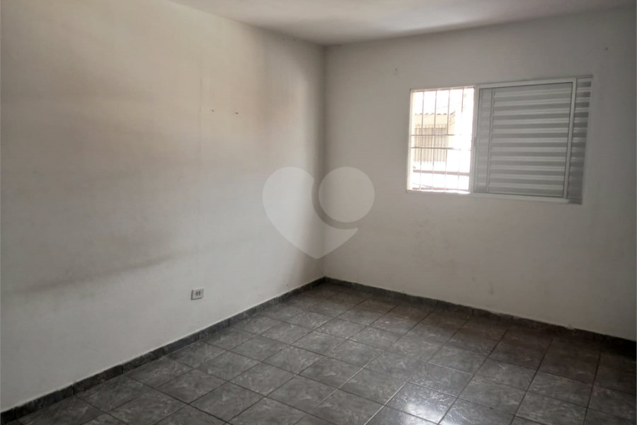 Sobrado à venda com 3 quartos em Parque Edu Chaves, São Paulo, SP