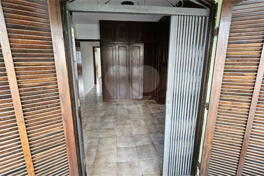 Sobrado à venda com 2 quartos em Vila Clarice, São Paulo, SP