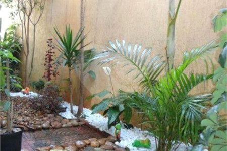 Casa à venda com 3 quartos, sendo 1 suíte,  em Parque Monte Alegre, Taboão da Serra, SP
