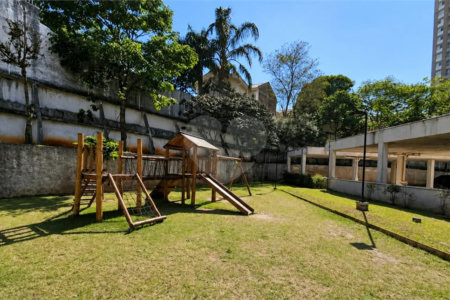 Apartamento à venda com 2 quartos em Jardim Esmeralda, São Paulo, SP