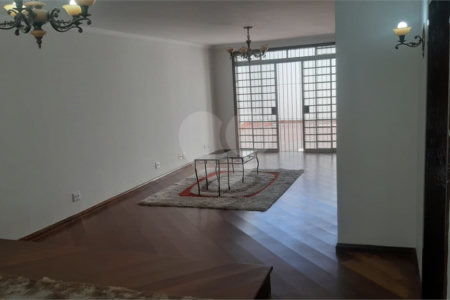 Casa à venda com 3 quartos, sendo 1 suíte,  em Brooklin Paulista, São Paulo, SP