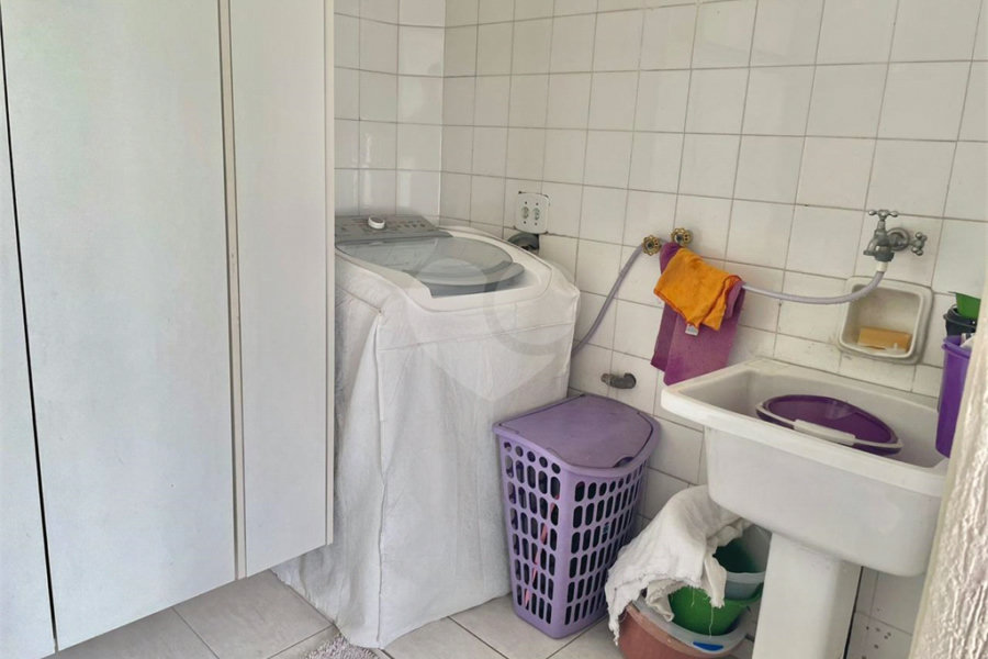 Sobrado à venda com 3 quartos, sendo 2 suítes, em Vila Mariana, São Paulo, SP