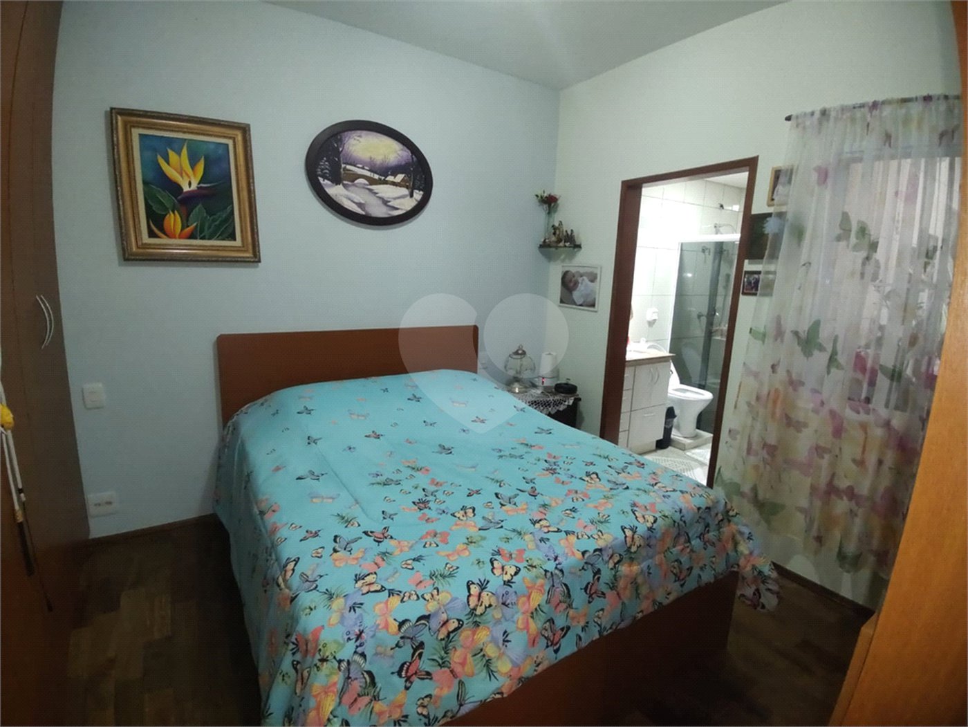 Casa à venda com 3 suítes no condomínio Morada das Hortênsias, São Paulo - SP