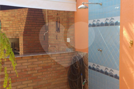 Casa à venda ou para alugar com 2 quartos, sendo 1 suíte, em Jardim do Lago, Atibaia, SP