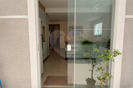 Casa à venda com 3 quartos, sendo 1 suíte,  em Vila Galvão, Guarulhos, SP