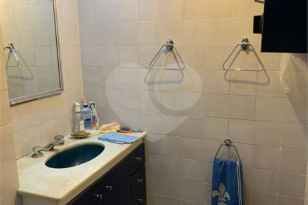 Apartamento à venda com 4 quartos, sendo 1 suíte,  em Tijuca, Rio de Janeiro, RJ