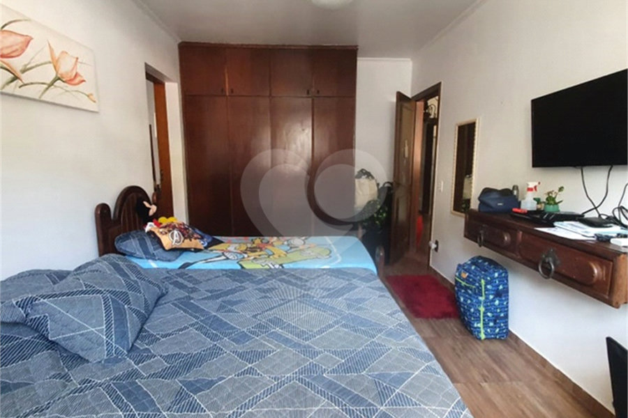 Sobrado à venda com 5 quartos, sendo 3 suítes, em Tremembé, São Paulo, SP