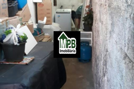 Casa à venda com 2 quartos, sendo 1 suíte, em Jardim Santo André, Sorocaba, SP