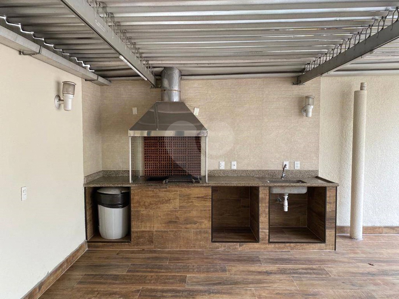 Apartamento à venda com 3 quartos, sendo 1 suíte, em Vila Costa, Suzano, SP