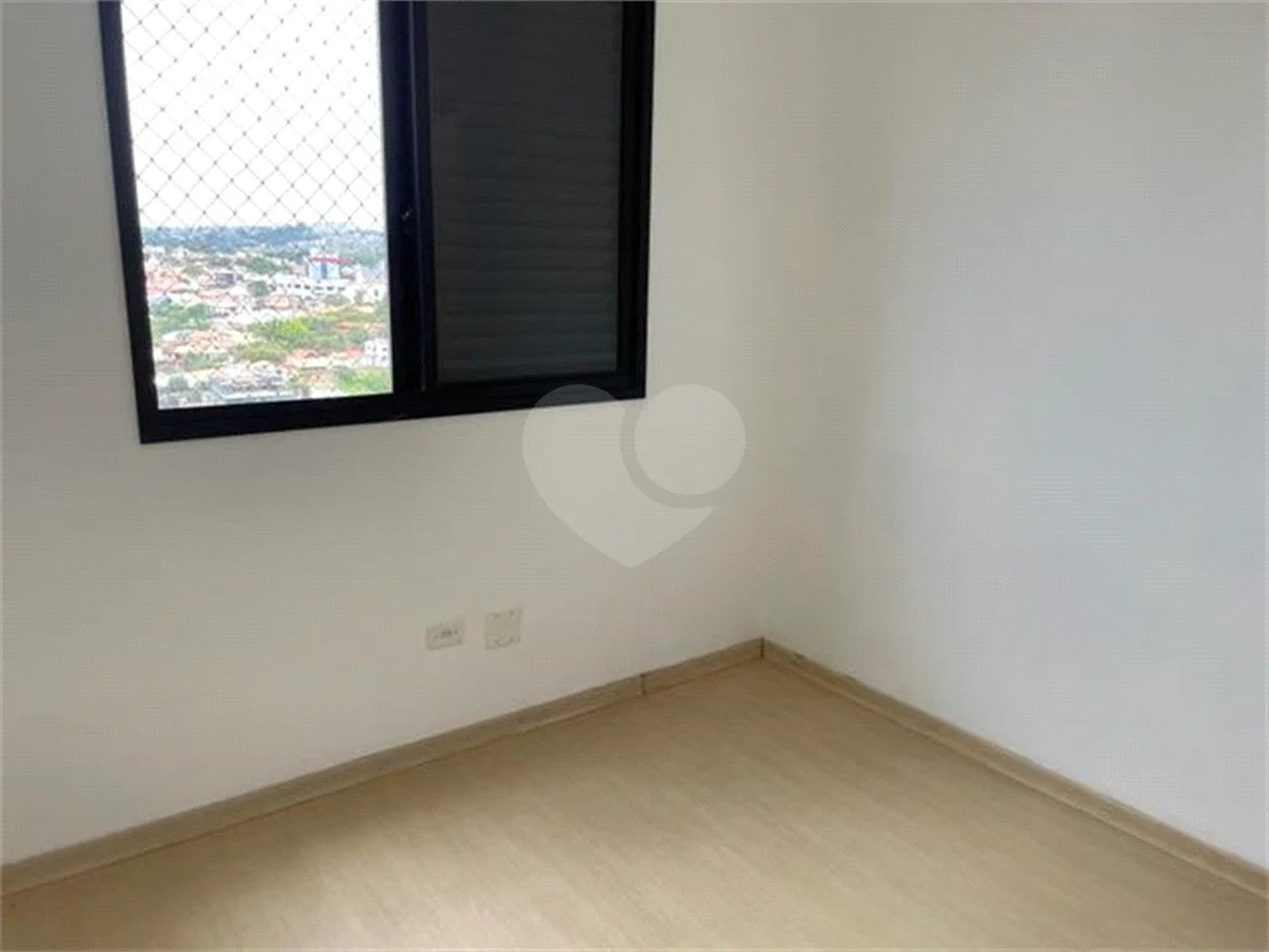 Apartamento para locação em Valinhos -SP 3 quartos, 1 banheiro, 1 vaga.