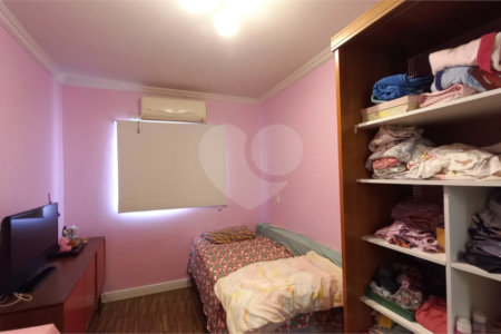 Casa à venda com 3 quartos, sendo 1 suíte, em Jardim Esmeralda, São Paulo, SP