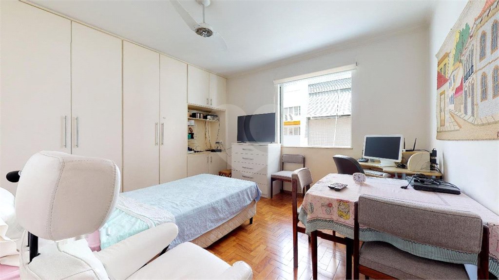 Apartamento à venda com 3 quartos, sendo 1 suíte, em Santa Cecília, São Paulo, SP