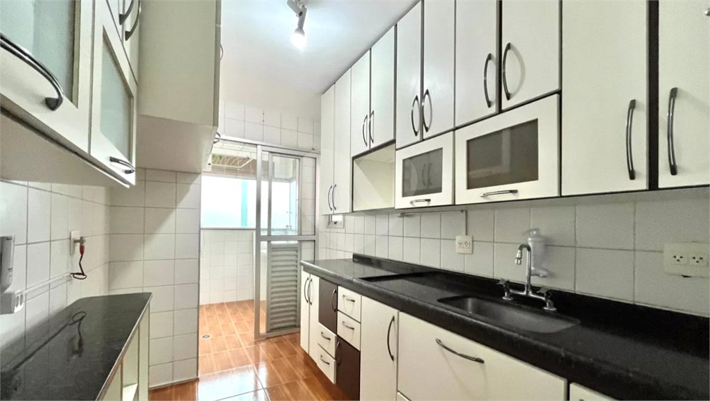 Apartamento à venda com 3 quartos, sendo 1 suíte,  em Vila Campestre, São Paulo, SP