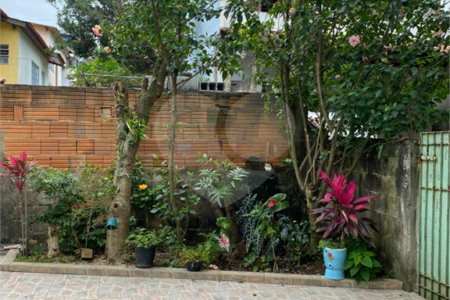 Casa à venda com 2 quartos, sendo 1 suíte,  em Vila Nova Bonsucesso, Guarulhos, SP