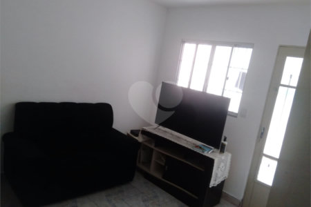 Casa à venda com 4 quartos, sendo 1 suíte, em Mogi Moderno, Mogi das Cruzes, SP