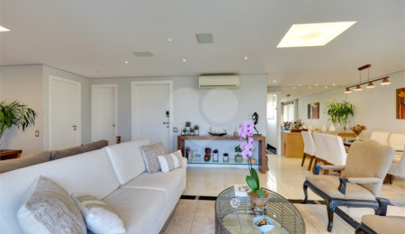 Apartamento à venda com 3 quartos, sendo 2 suítes,  em Alto da Boa Vista, São Paulo, SP