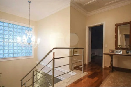 Casa à venda com 5 suítes em Jardim Londrina, São Paulo, SP