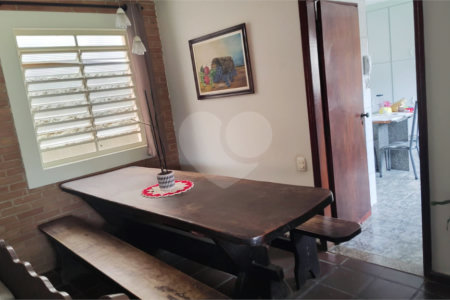 Casa à venda com 4 quartos, sendo 1 suíte, em Jardim Celani, Salto, SP
