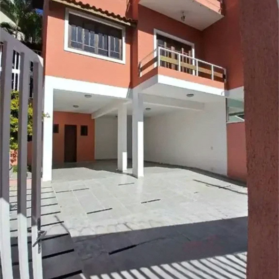 Sobrado à venda com 3 suítes em Vila São Silvestre, São Paulo, SP