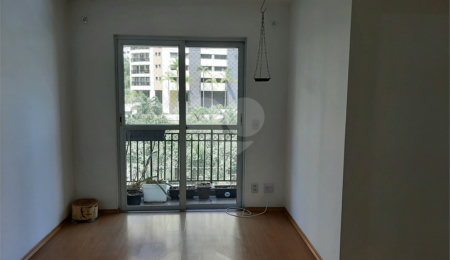 Apartamento à venda ou para alugar com 3 quartos, sendo 1 suíte, em Vila Suzana, São Paulo, SP