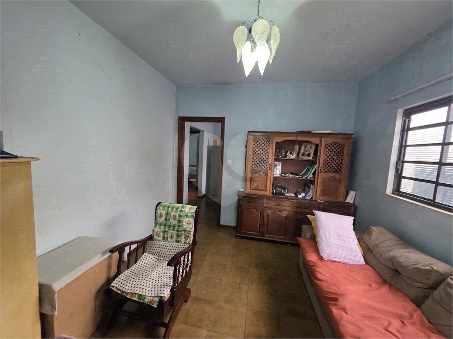 Casa térrea, 2 dormitórios com salão comercial Jd. Nova São Carlos