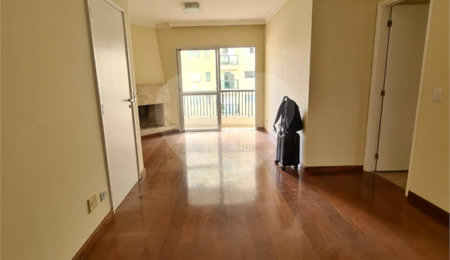 Apartamento à venda com 3 quartos, sendo 1 suíte,  em Alto da Boa Vista, São Paulo, SP