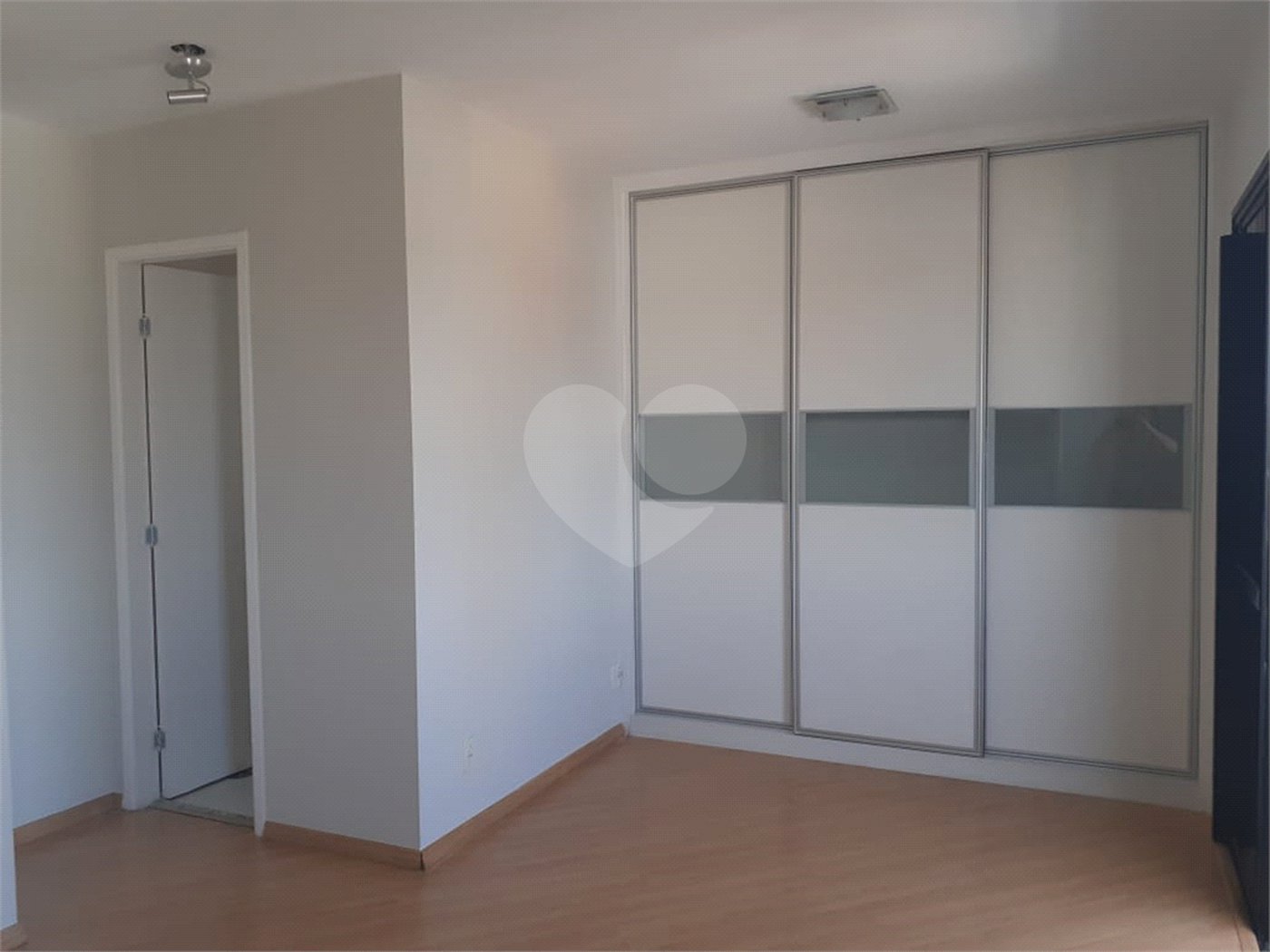 Apartamento à venda com 2 quartos, sendo 1 suíte, em Vila Hamburguesa, São Paulo, SP