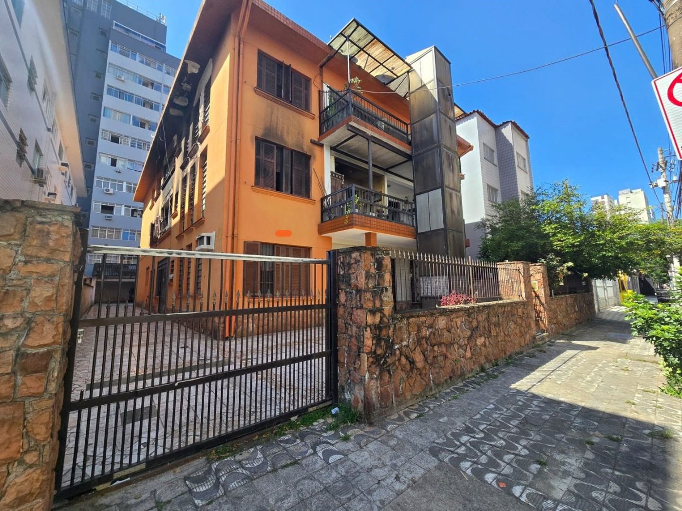Prédio à venda, 1072 m² por R$ 360.000,00 - Centro - São Vicente/SP