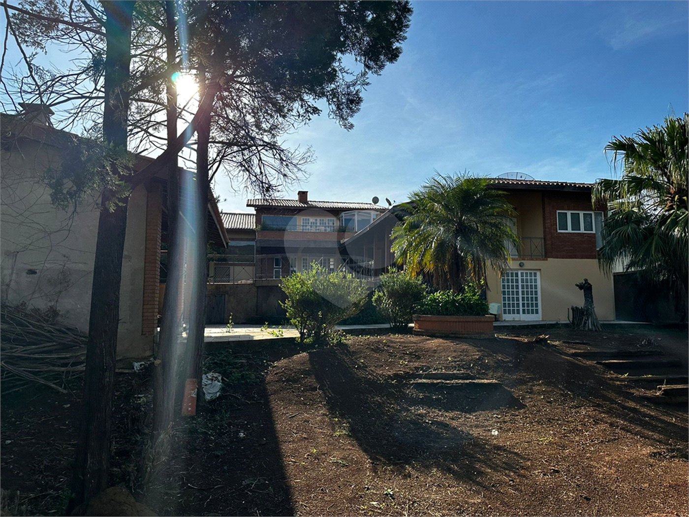 Casa à venda com 4 suítes em Vila Petrópolis, Atibaia, SP