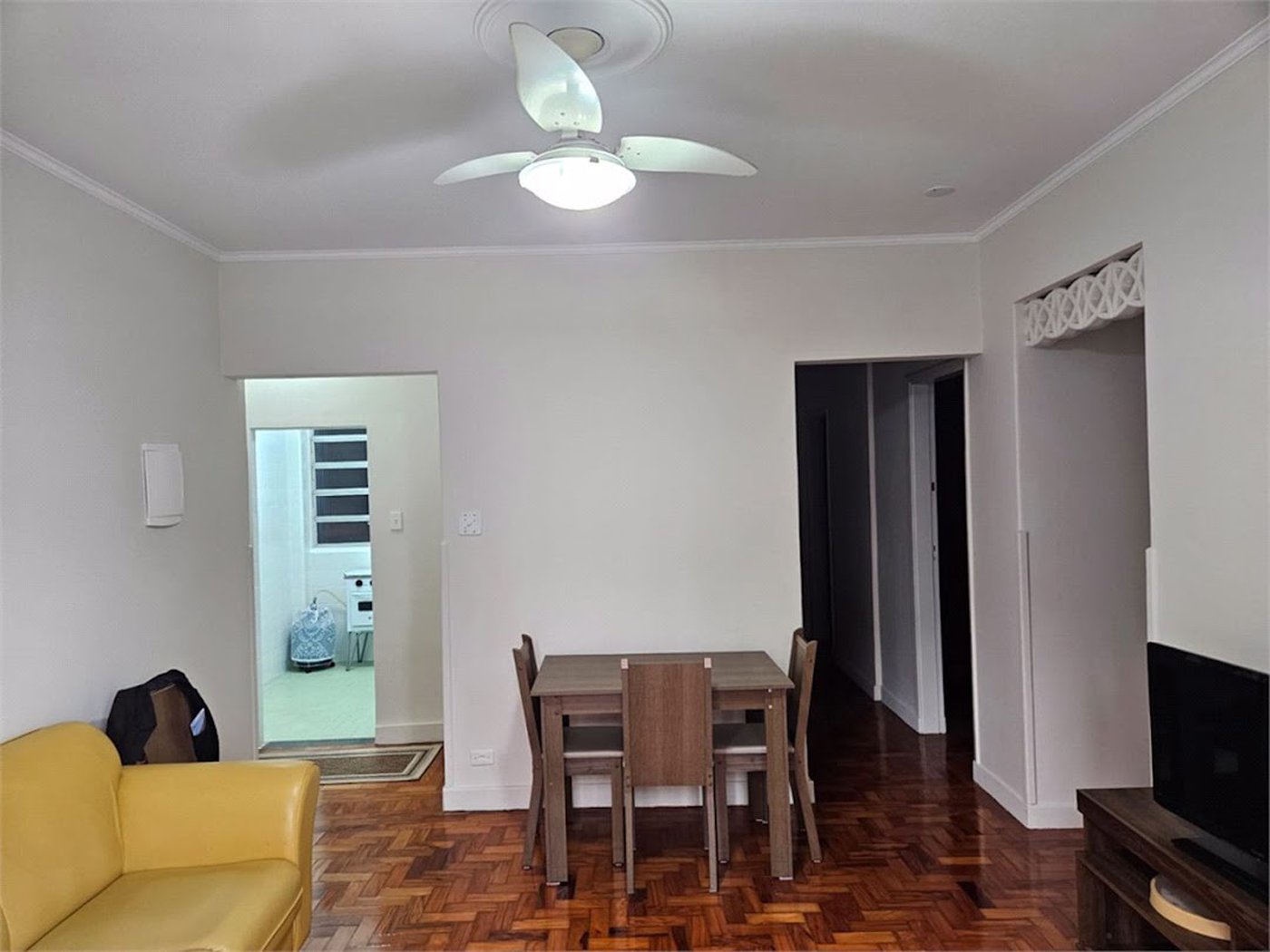 Apartamento com 3 dormitórios à venda, 98 m² por R$ 650.000,00 - Gonzaga - Santos/SP