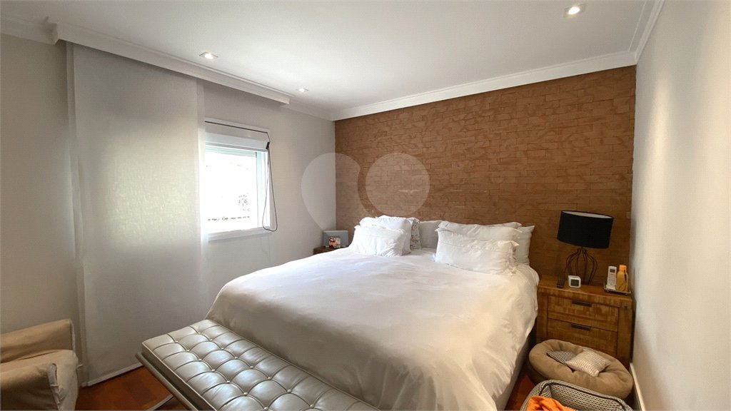 Casa à venda com 4 quartos, sendo 3 suítes, no condomínio Brisa Verde, São Paulo - SP