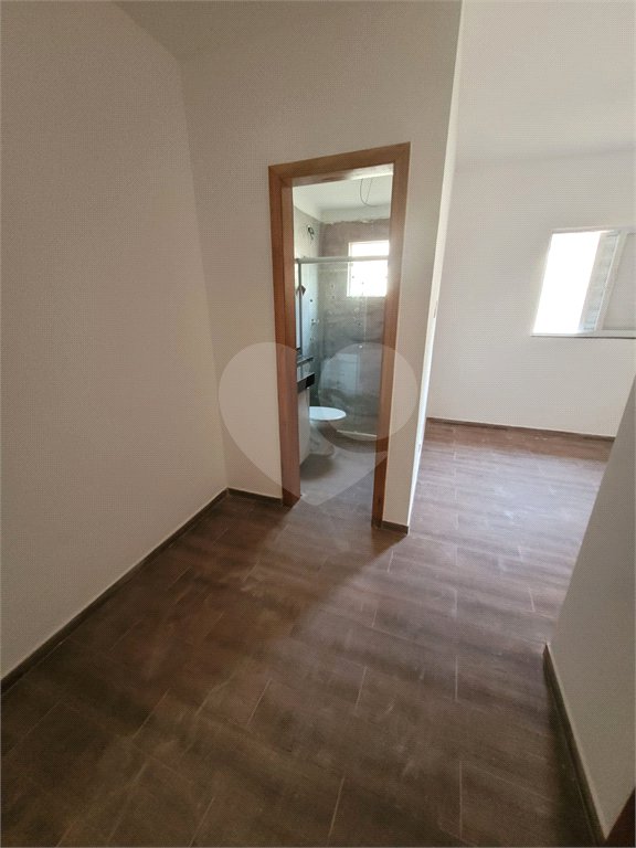 Casa à venda com 3 quartos, sendo 1 suíte, no condomínio Vale dos Gansos, Mairiporã - SP