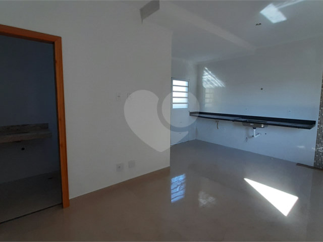 Casa à venda com 2 quartos no condomínio Residencial Luta, São Paulo - SP