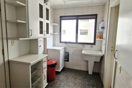 Apartamento à venda com 4 quartos, sendo 3 suítes, em Santa Cecília, São Paulo, SP