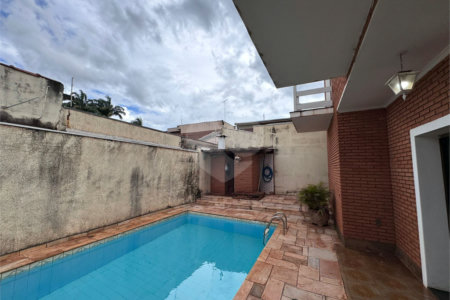 Sobrado à venda com 4 quartos, sendo 3 suítes, em Jardim América, Ribeirão Preto, SP