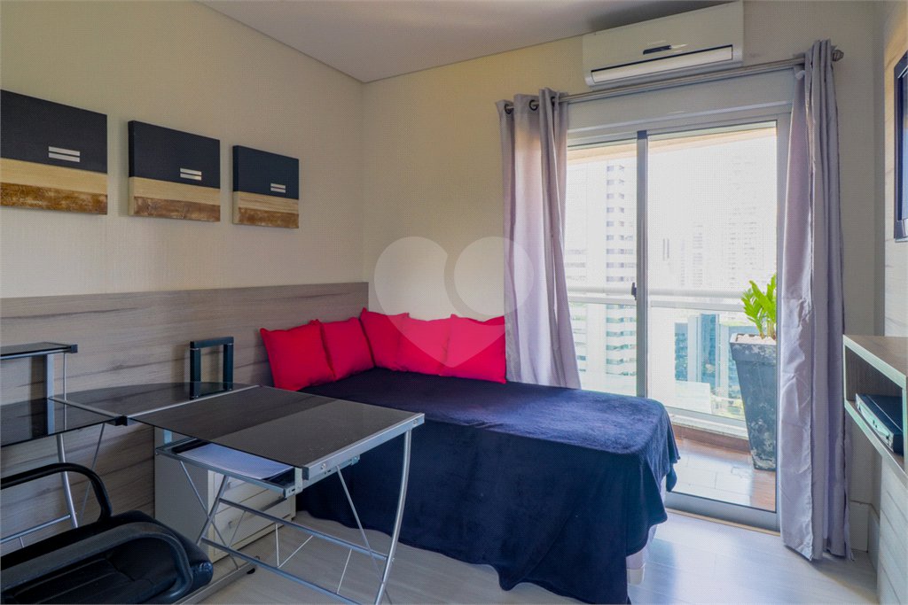 Apartamento à venda com 3 quartos, sendo 2 suítes,  em Cidade Monções, São Paulo, SP