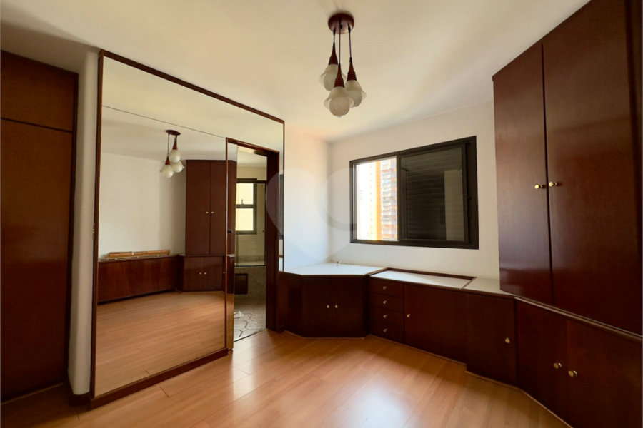 Apartamento à venda com 4 quartos, sendo 2 suítes, em Santana, São Paulo, SP