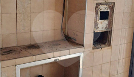 Sobrado à venda com 2 quartos em Jardim Neila, São Paulo, SP