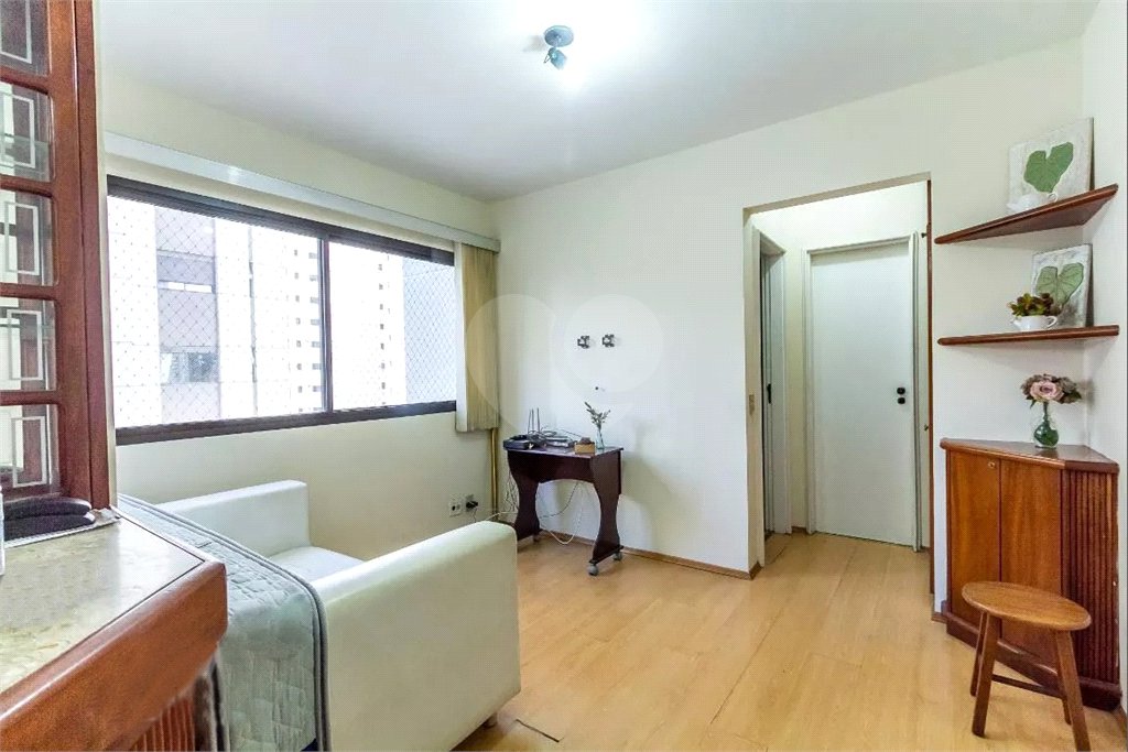 Apartamento à venda com 1 quarto em Indianópolis, São Paulo, SP