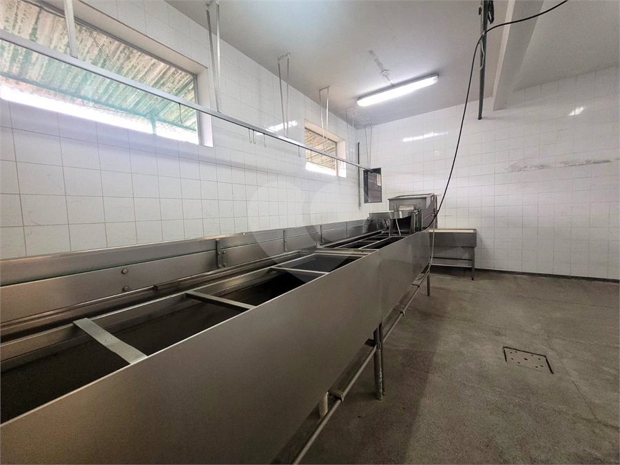 Terreno à venda com 3 suítes em Bazílio, Rio Bonito, RJ