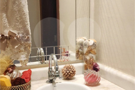 Casa à venda com 4 quartos, sendo 2 suítes, no condomínio Delle Stelle, Louveira - SP