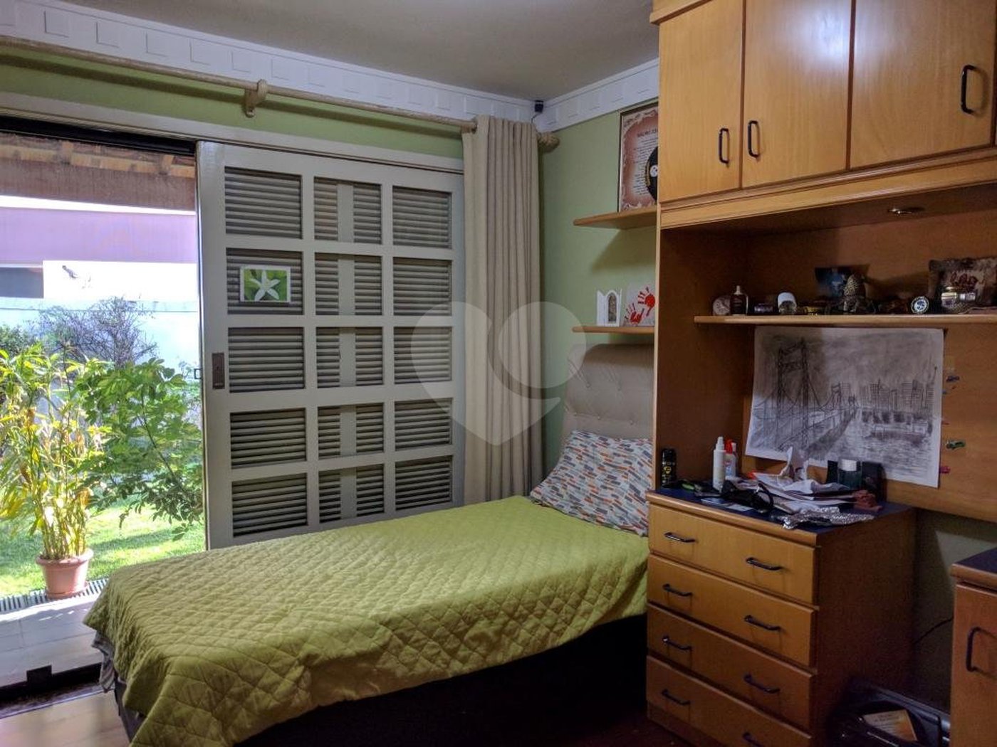 Sobrado à venda ou para alugar com 5 quartos, sendo 3 suítes, em Jardim Marajoara, São Paulo, SP