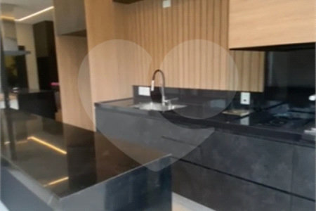 Casa à venda com 3 suítes no condomínio Reserva do Itamaracá, Valinhos - SP