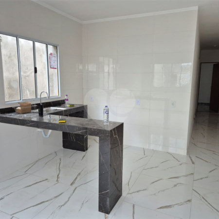 Casa à venda com 2 quartos em Vila Santa Helena, Atibaia, SP