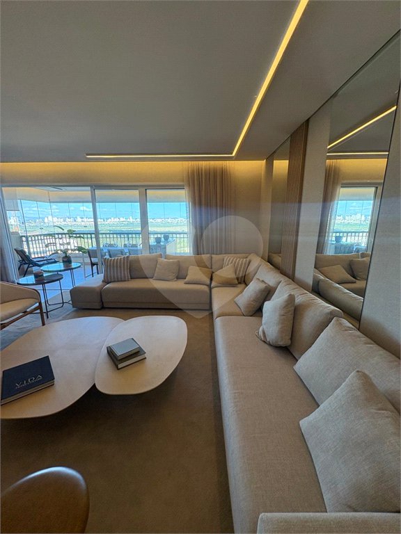 Apartamento à venda com 3 suítes em Urbanova, São José dos Campos, SP