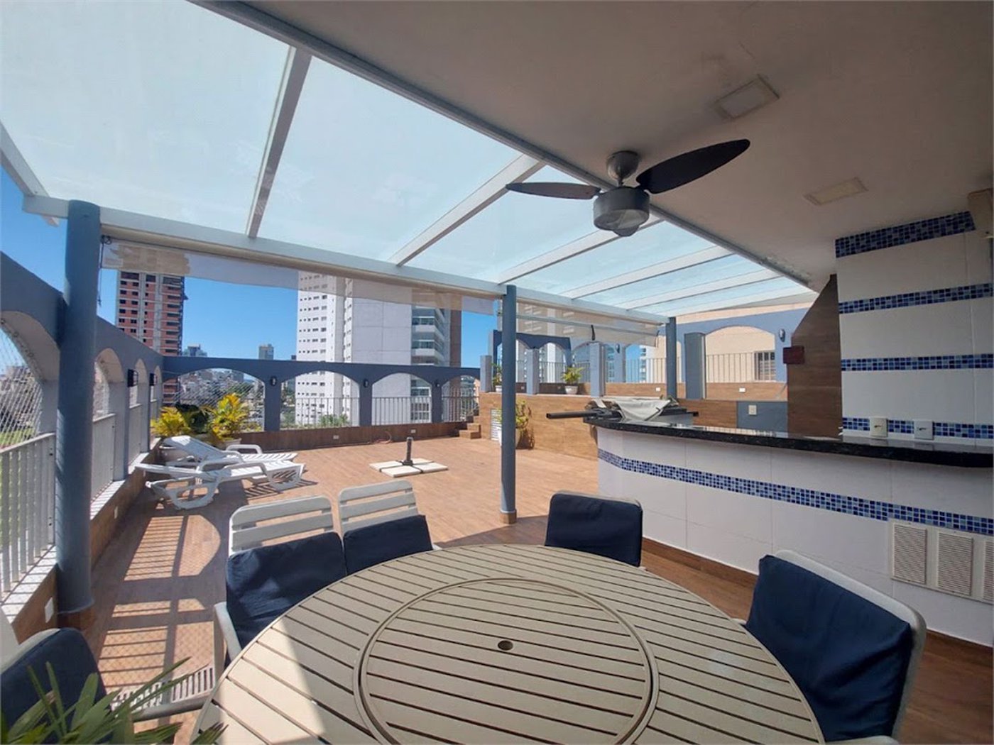 Apartamento Residencial à venda, Jardim das Conchas, Guarujá - AP1050.