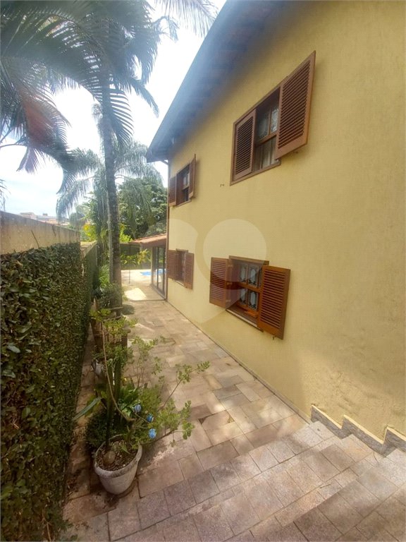 Casa à venda com 5 quartos, sendo 2 suítes, no condomínio Vinhas da Vista Alegre - Lado Sede, Vinhedo - SP