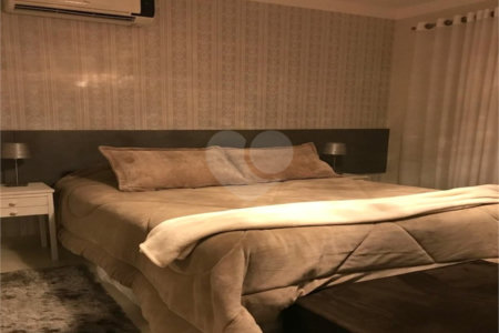 Casa à venda com 4 quartos, sendo 3 suítes, no condomínio Residencial Terra Nobre, Indaiatuba - SP