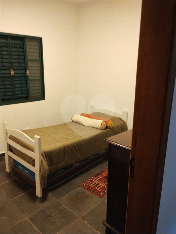 Chácara à venda com 5 quartos, sendo 4 suítes, em Week-end, Jarinu, SP