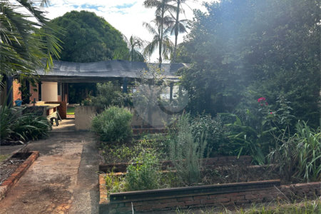 Casa à venda com 4 quartos, sendo 2 suítes, em Vila Aparecida, Itapetininga, SP